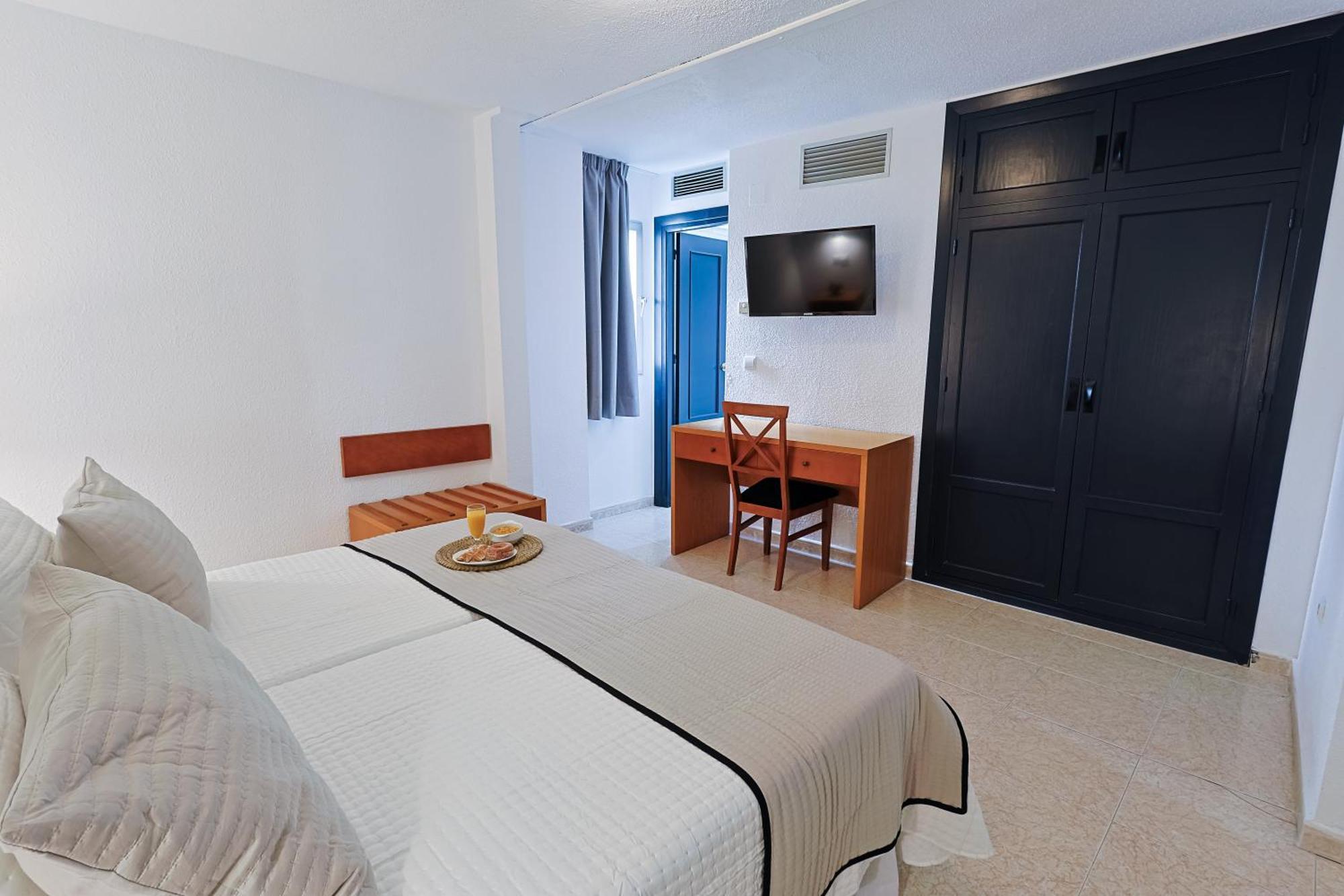 Hotel Olas De Альмуньекар Экстерьер фото